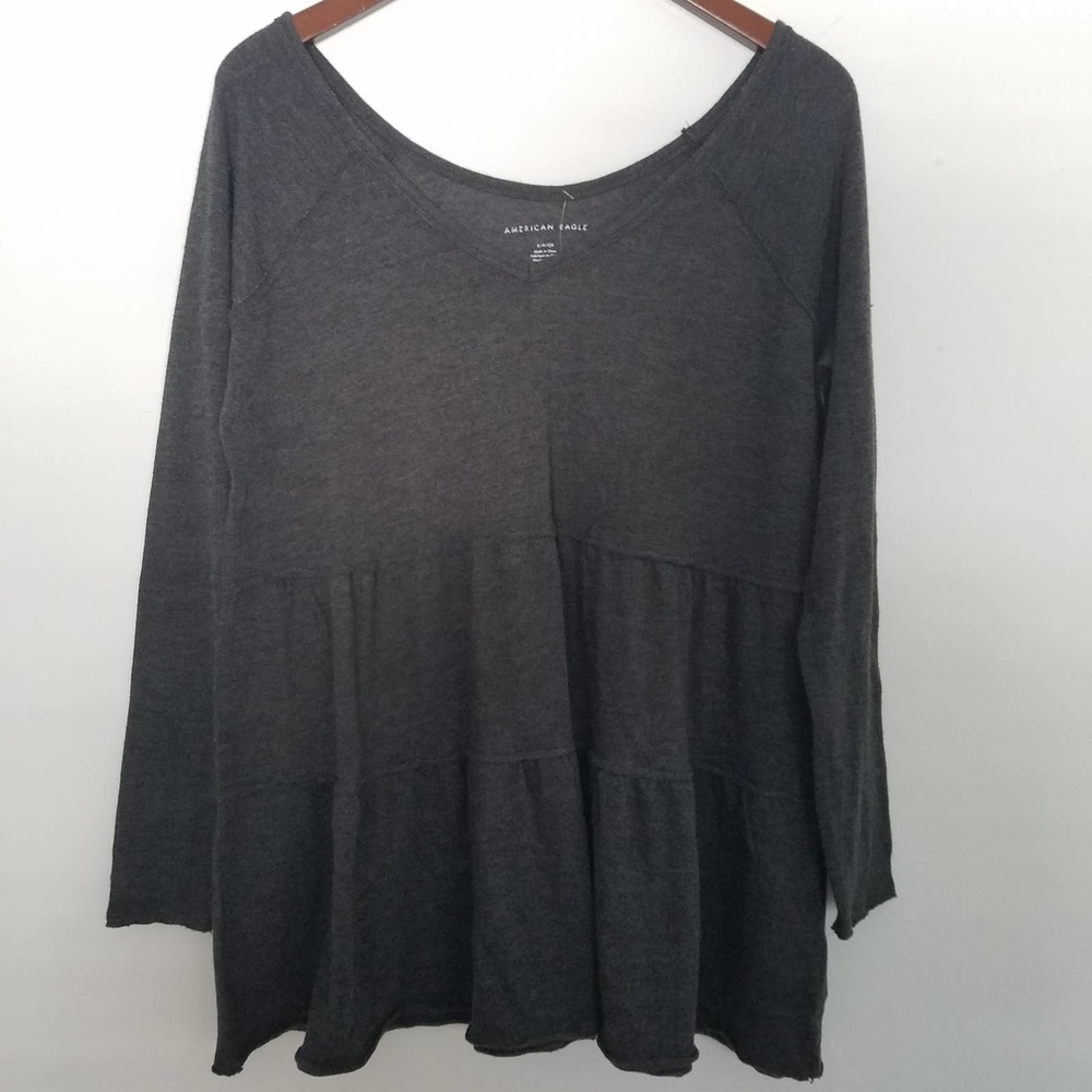 NEW American Eagle Long Sleeve V-Neck Tiered Tunic Top Size Small Heather Gray
